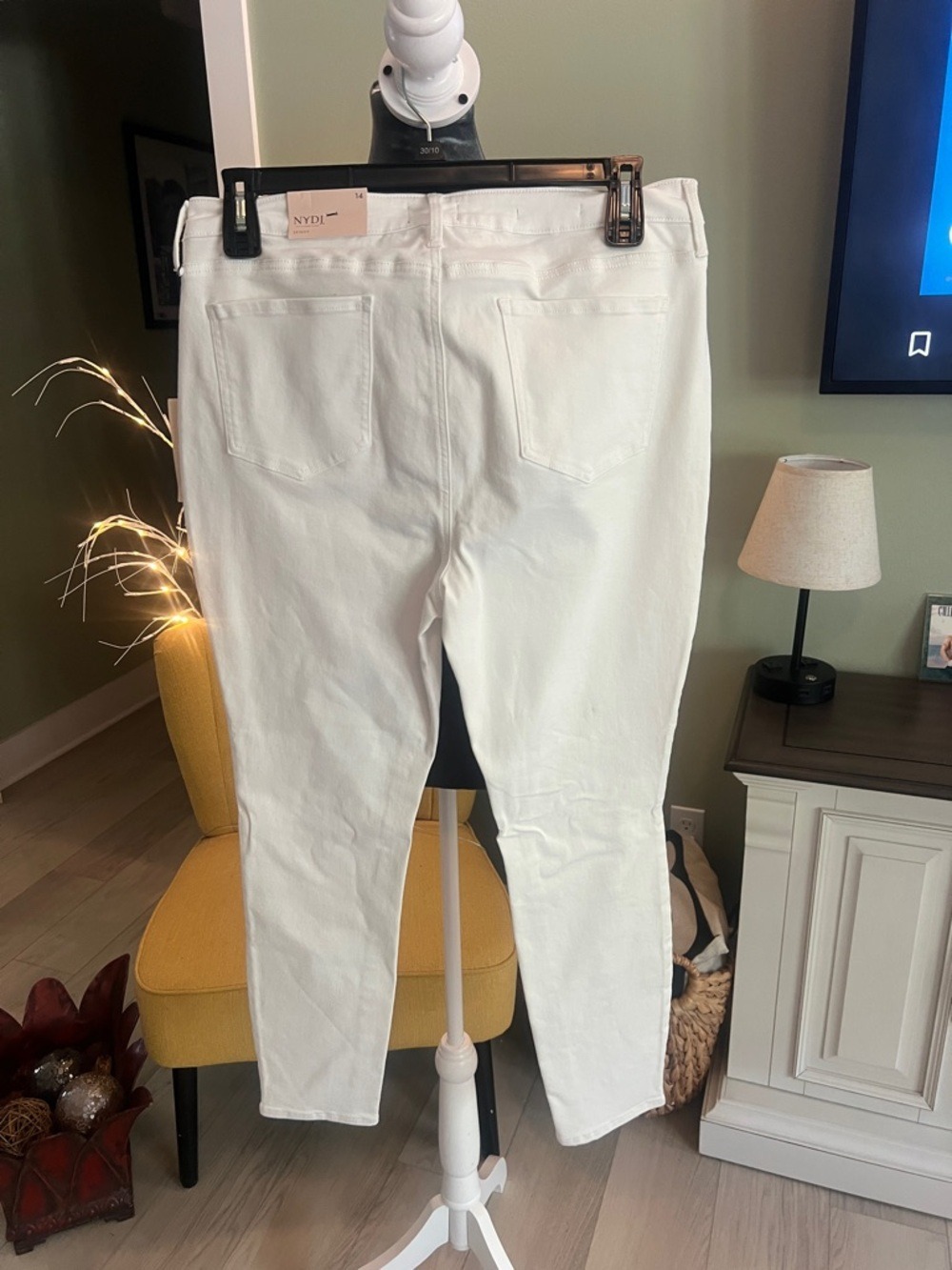 NYDJ White Skinny Jeans - High Rise Slim Fit - Picture 4 of 11